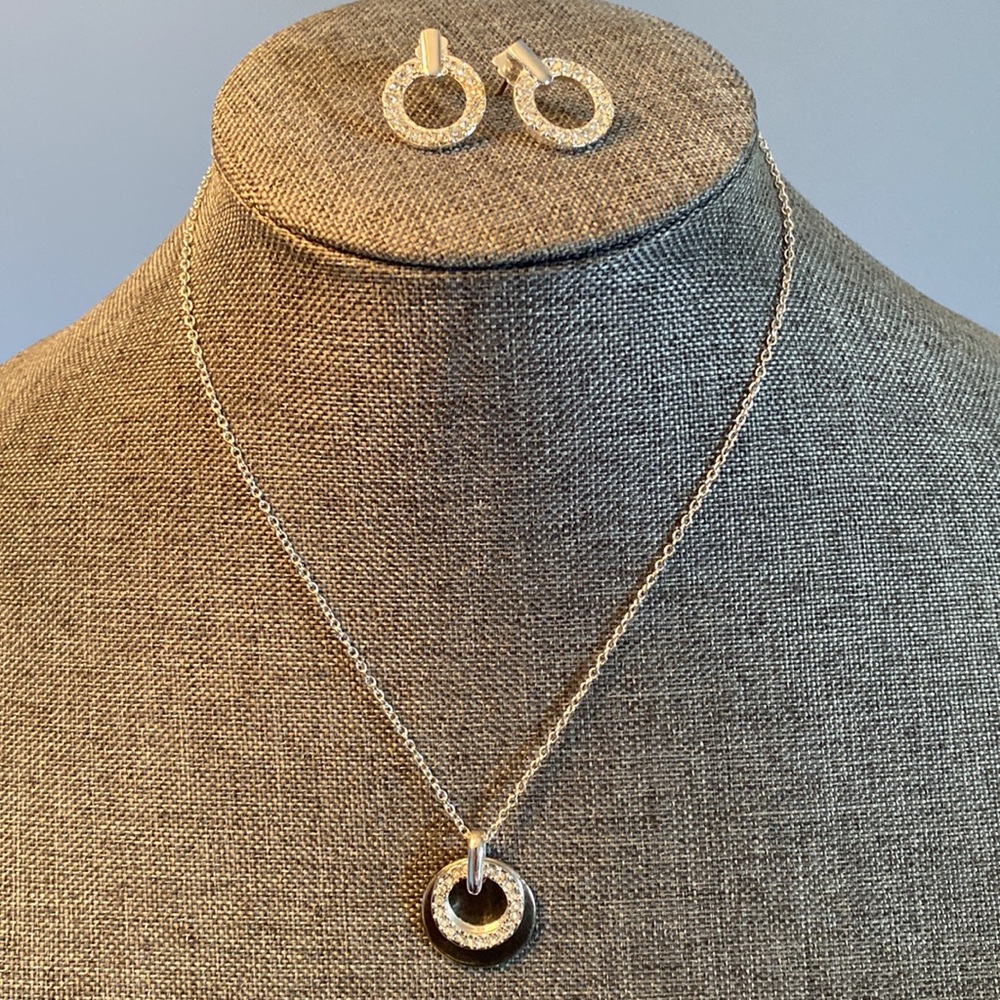 NWT Brand Silver/Diamond Costume Necklace & Earrings